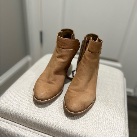 Sam Edelman booties - Picture 3 of 6